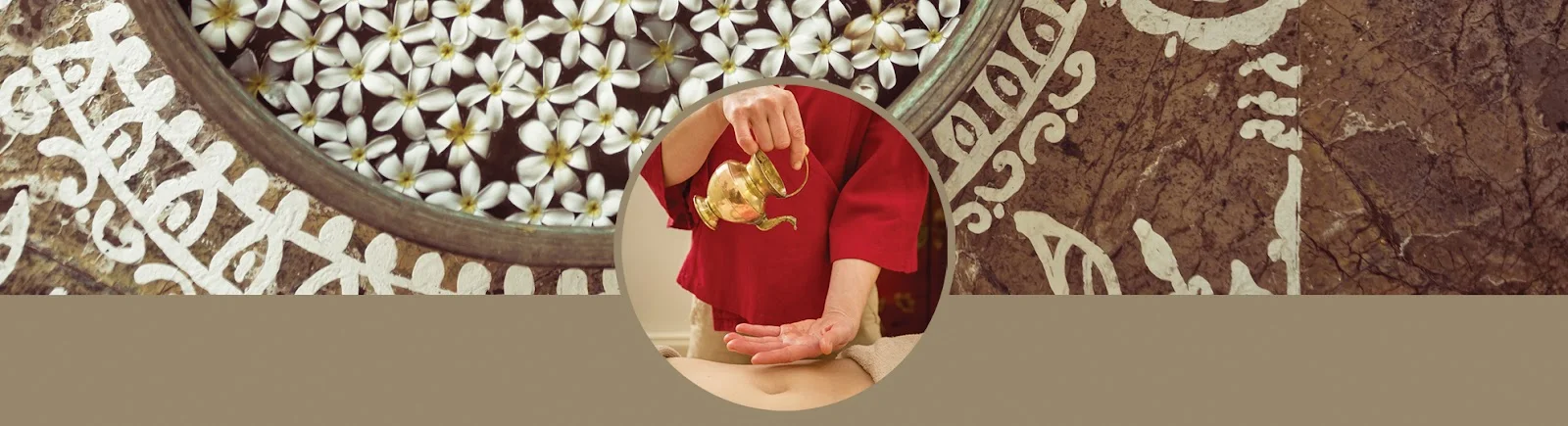 Fleurs de frangipanier et geste de massage aux huiles, visuel de Traditions du Bien-être